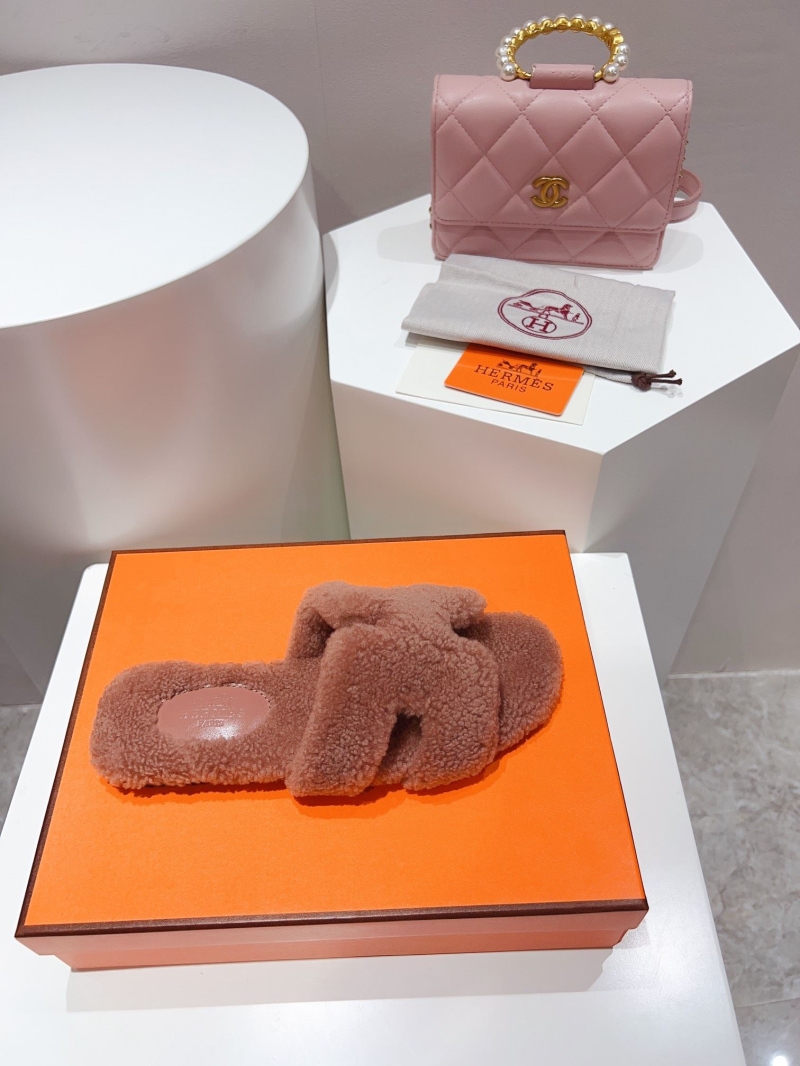 Hermes Slippers